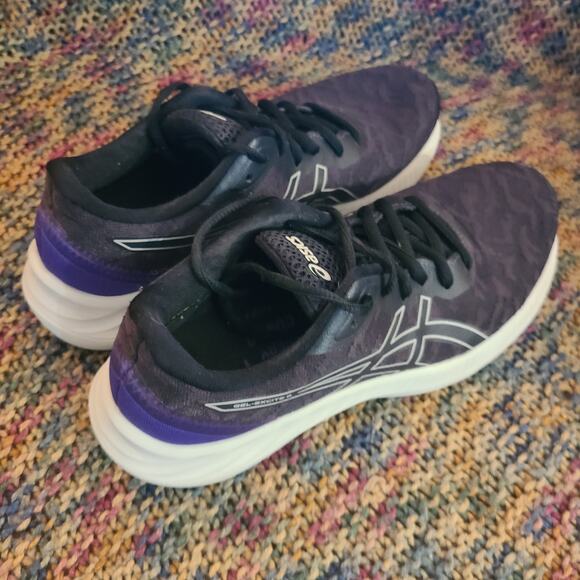 Asics Shoes Womens 7.5 Gel‎ Excite 8 Running Sneakers 1012B085 Black & .Purple - Picture 2 of 8